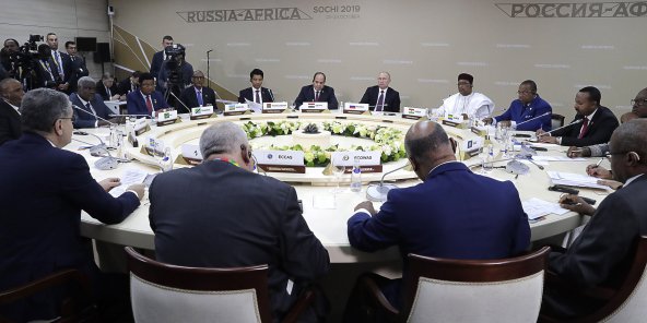 Mali -France, la rupture quasi-totale : le Kremlin remplacerait-il l’Elysée à Bamako ?
