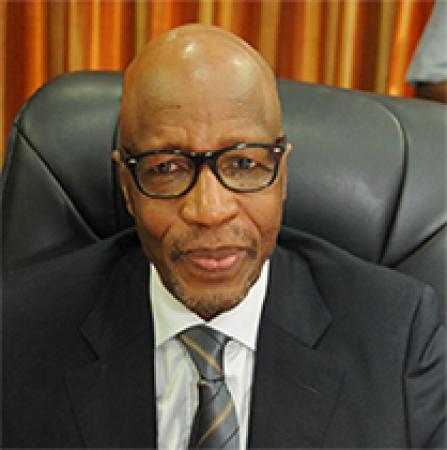 Ousmane Sy, ancien Ministre : « Je plaide pour une Constitution qui institue une 4ème République. »