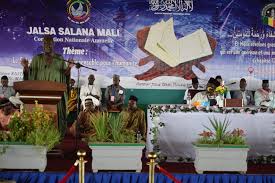 15e Jalsa Salana de la Communauté Ahmadiya : communion autour du Saint Coran